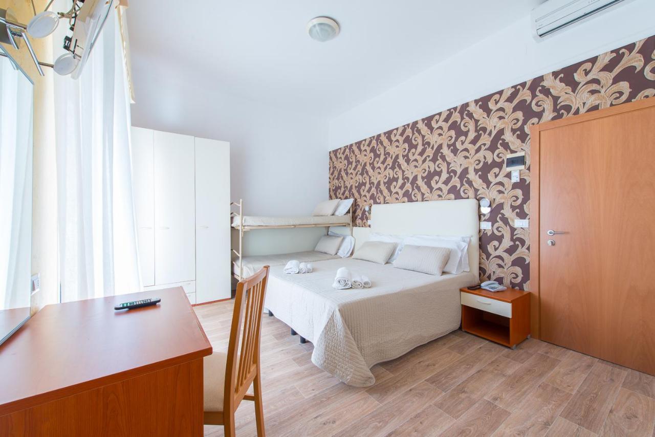 Hotel Galassia Rimini Eksteriør billede